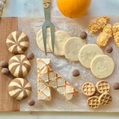 Buy ❤️ Tiramisu Ivory Resin & Wood Cheese Board ✨